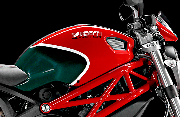 2011_ducati_monster_796-2.png